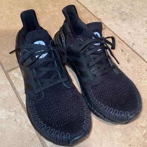 Womens black ultra boost size 7.5